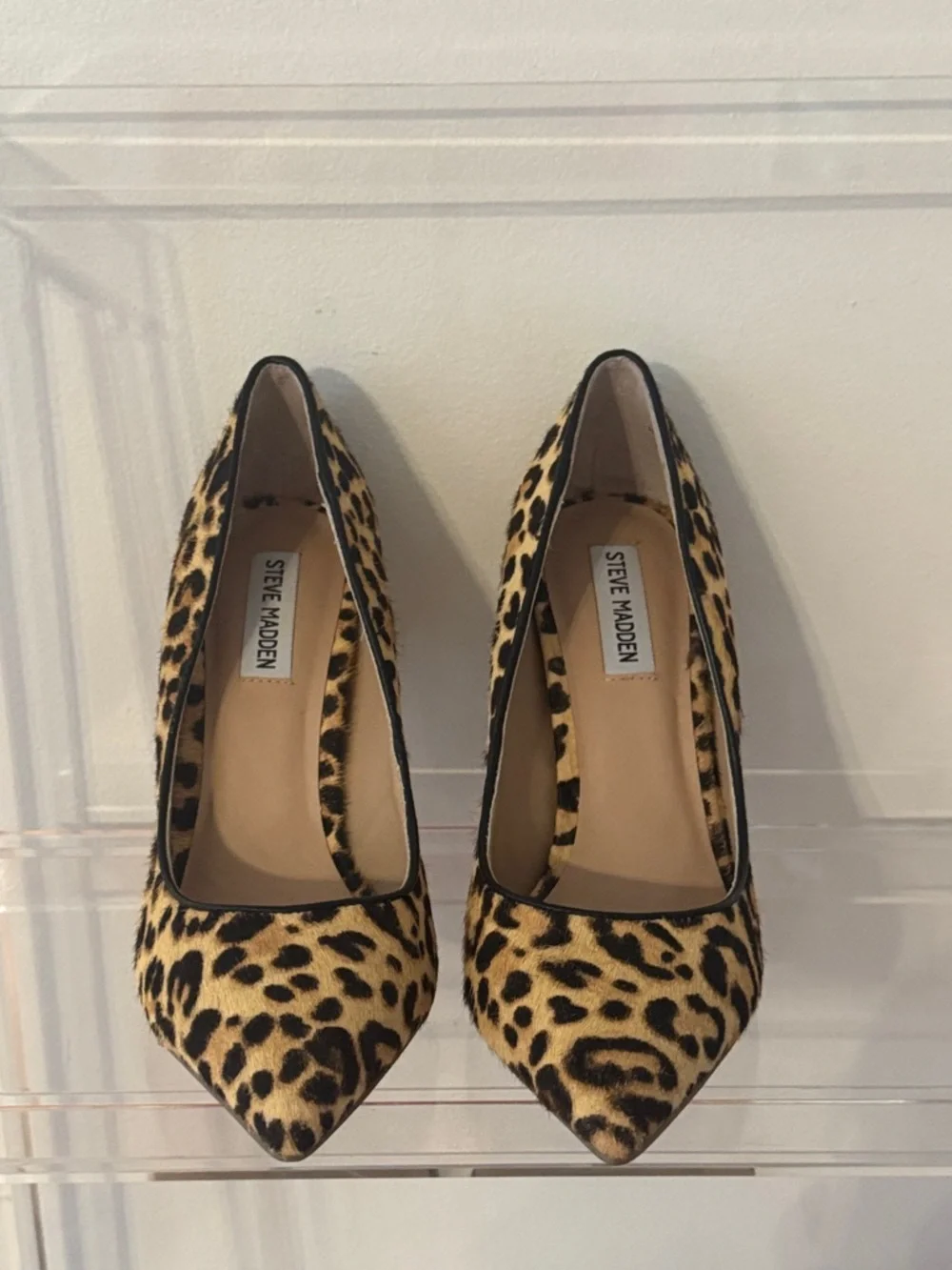 Steve Madden Daisie leopard print haircalf pumps 9 NEW - Picture 3 of 11